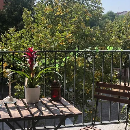 Quarto em Acomodações Particulares Incantevole Stanza Sul Naviglio Grande, Private House *